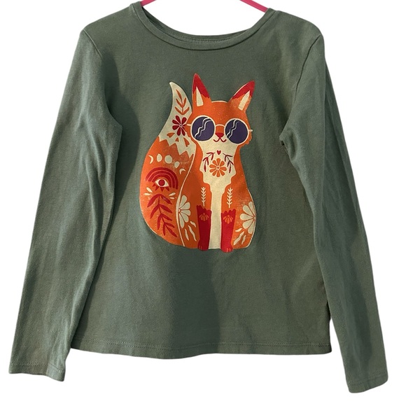 Girls 4  Piece set Old Navy 2 long sleeve shirts, 1 Dress Pajama, 1 sweater S - Picture 4 of 6